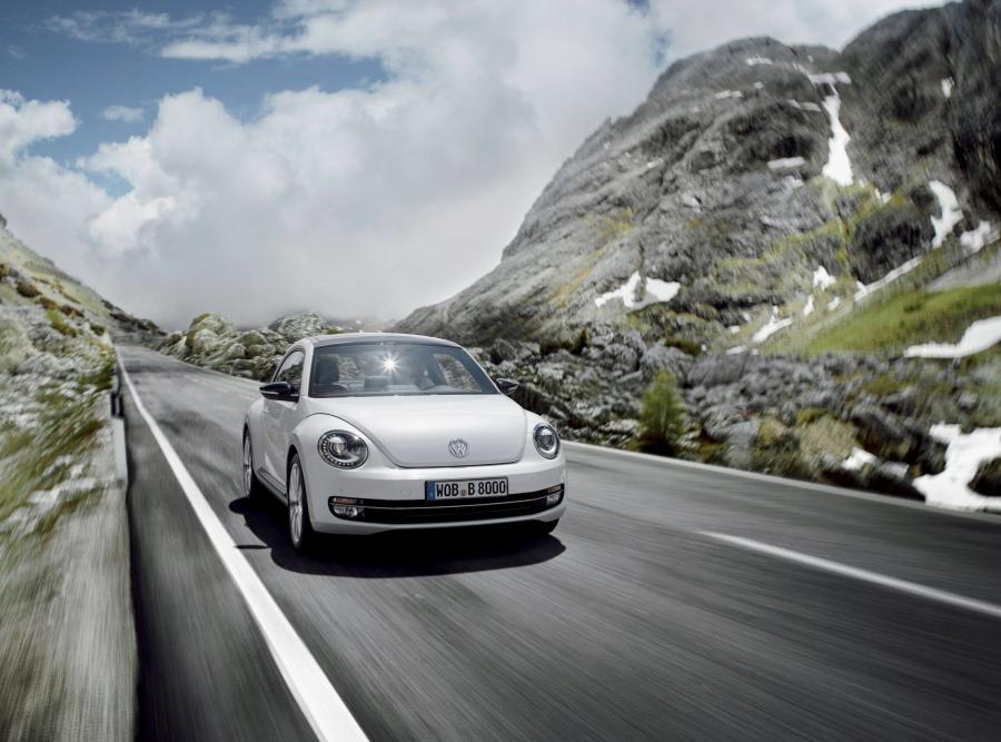  Volkswagen Beetle 2011 года  (UK) (фото 4 из 39)